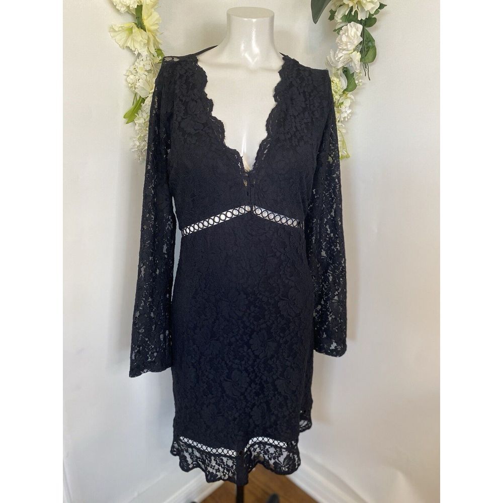Express Scalloped Black Lace V Neck Mini Sheath Dress Large Party Cut Outs Vtg - Picture 12 of 16
